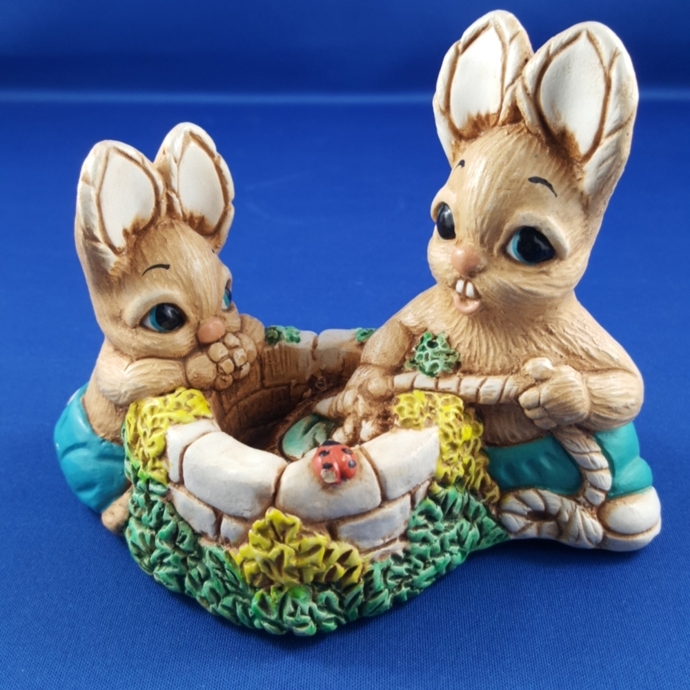 VTG Woodlander Bunnies Figurine, WELL - 3.25 in. tall